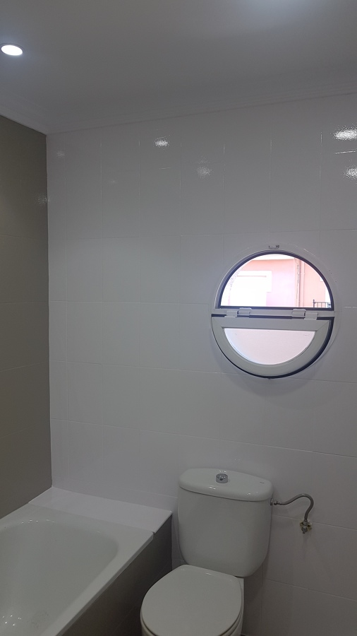 pintura de azulejos en 2 colores