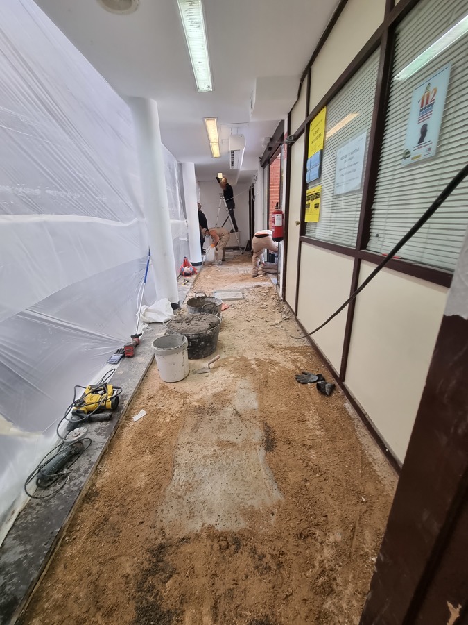 SOLADO EN CENTRO DE SALUD EL ANTES