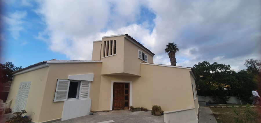 Acabado de la fachada principal