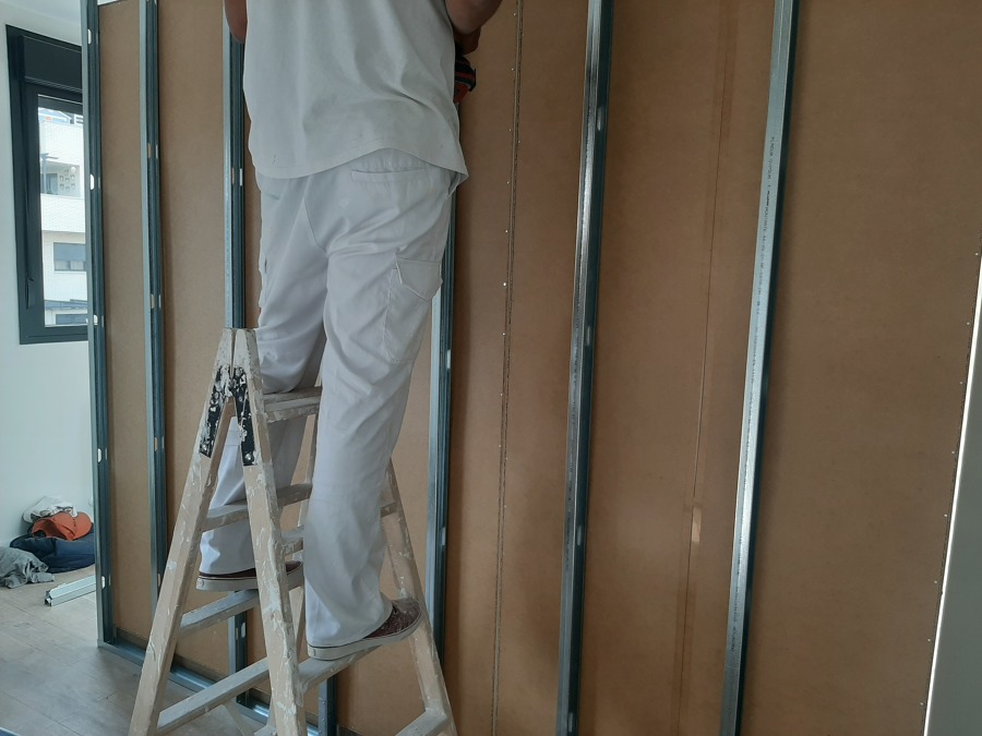 Montaje de estructura de pared