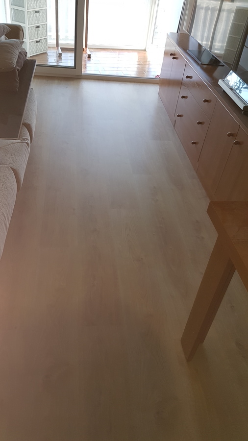 Colocación parquet laminado í zócalo