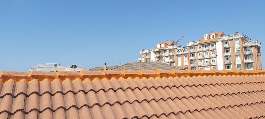 Mantenimiento de tejado en Cueto