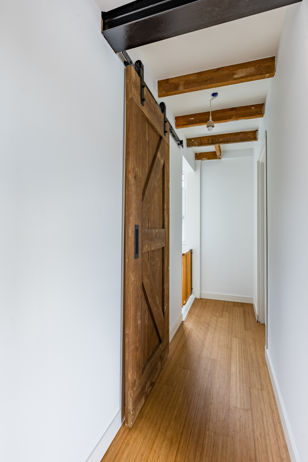 Sliding door
