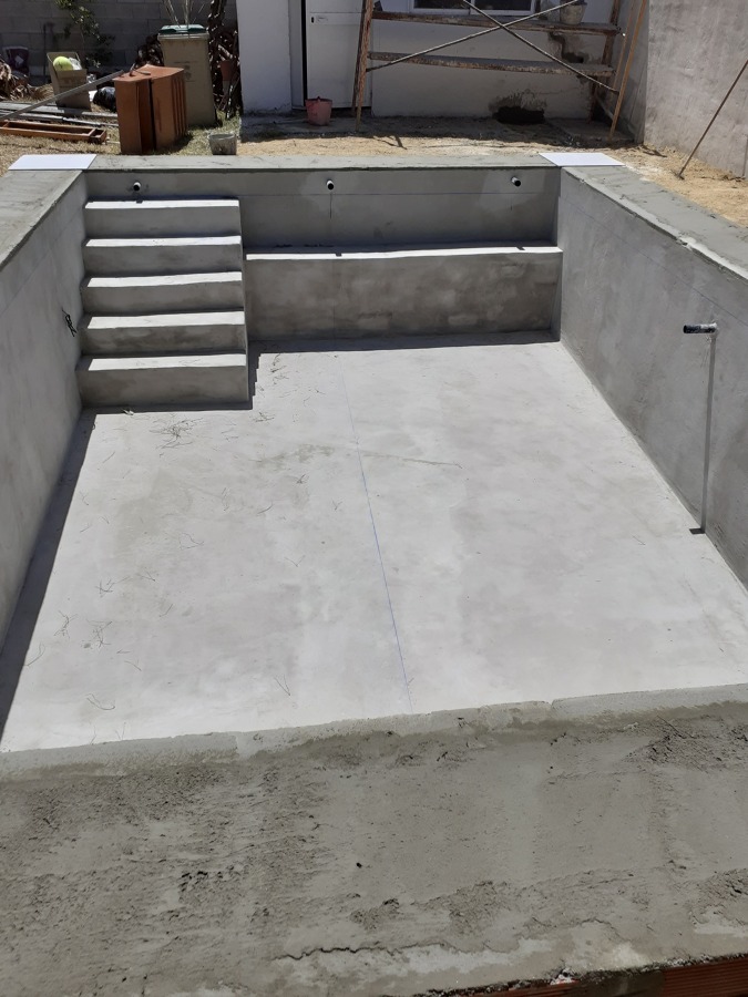 Piscinas modernas de material