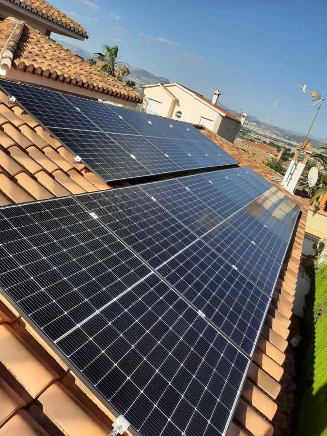 INSTALACIÓN FOTOVOLTAICA