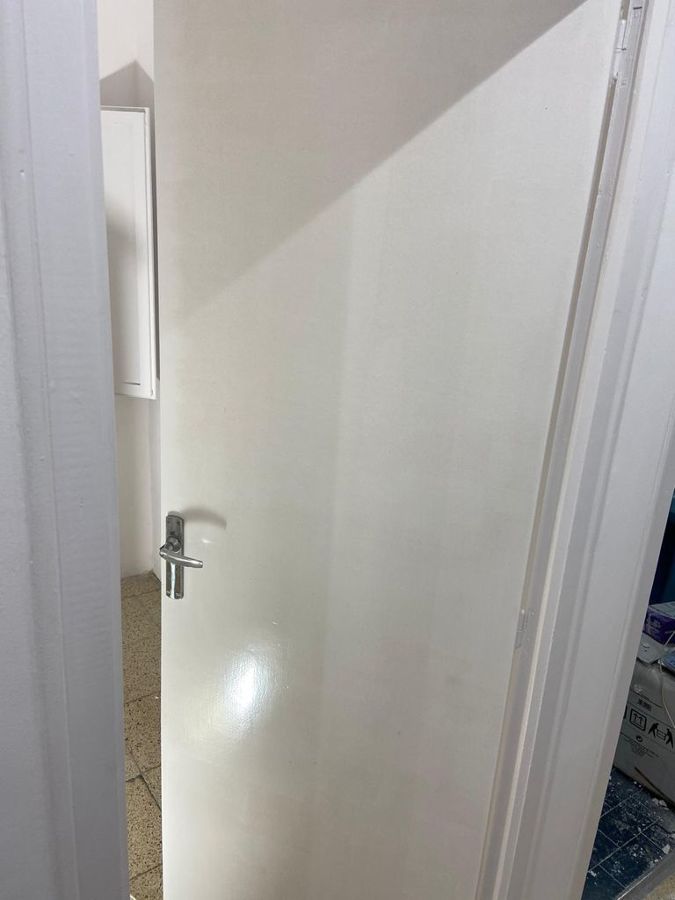 Reparación y pintura puertas de madera