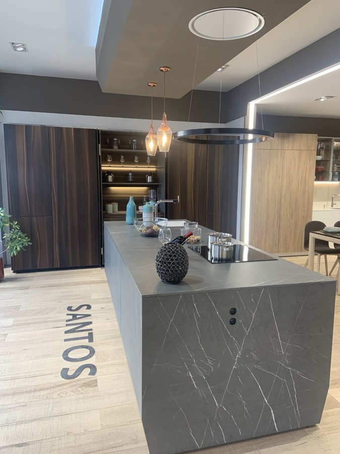 Exposición de cocinas Santos en Madrid