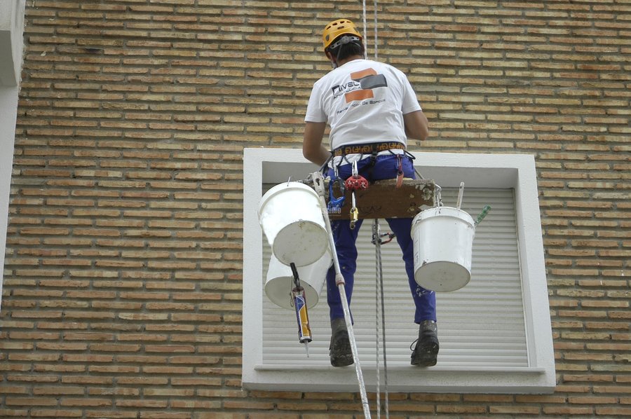 Rehabilitación Fachadas, Construcciones Reformas, Reparación Cornisas