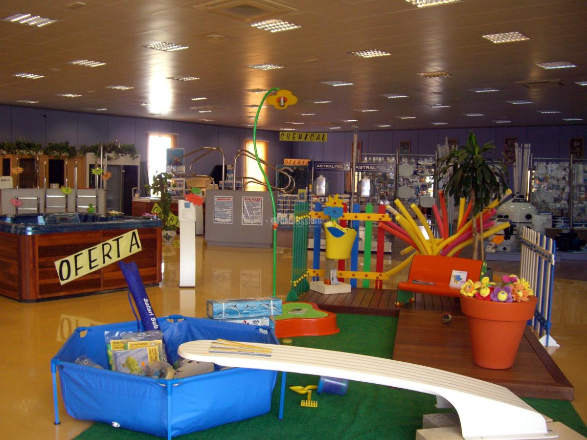 Construcción Piscinas, Tratamiento Aguas, Mantenimiento Piscinas