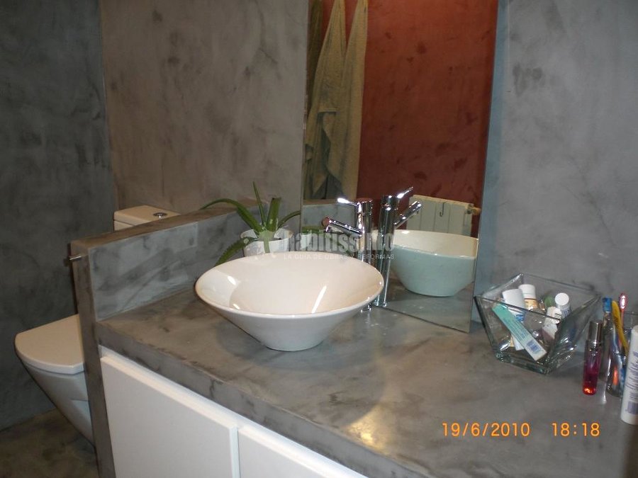 microcemento en mueble de obra.