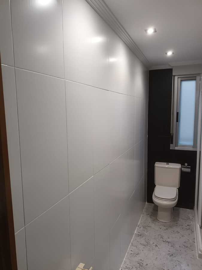 Pintado azulejos de baño