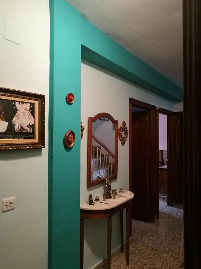 Pintura en pasillo recibidor