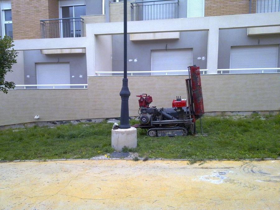 Maquinaría para la realización de ensayos de penetración dinámica DPSH