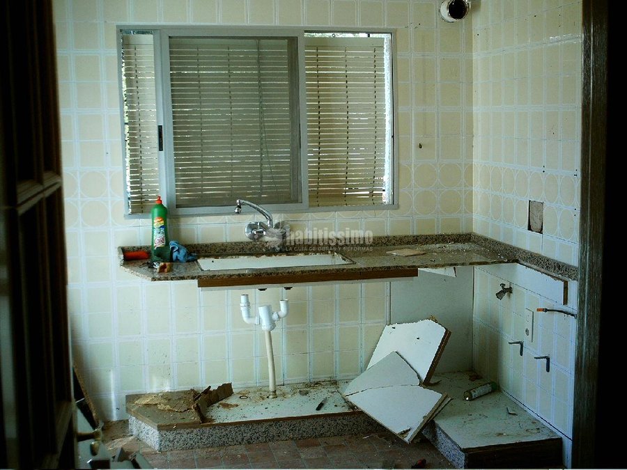 Reformas Viviendas, Fontaneros, Electricistas