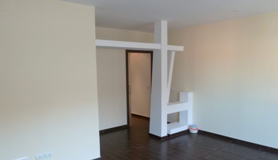 VIVIENDA CALLE INFANTA MERCEDES (3)
