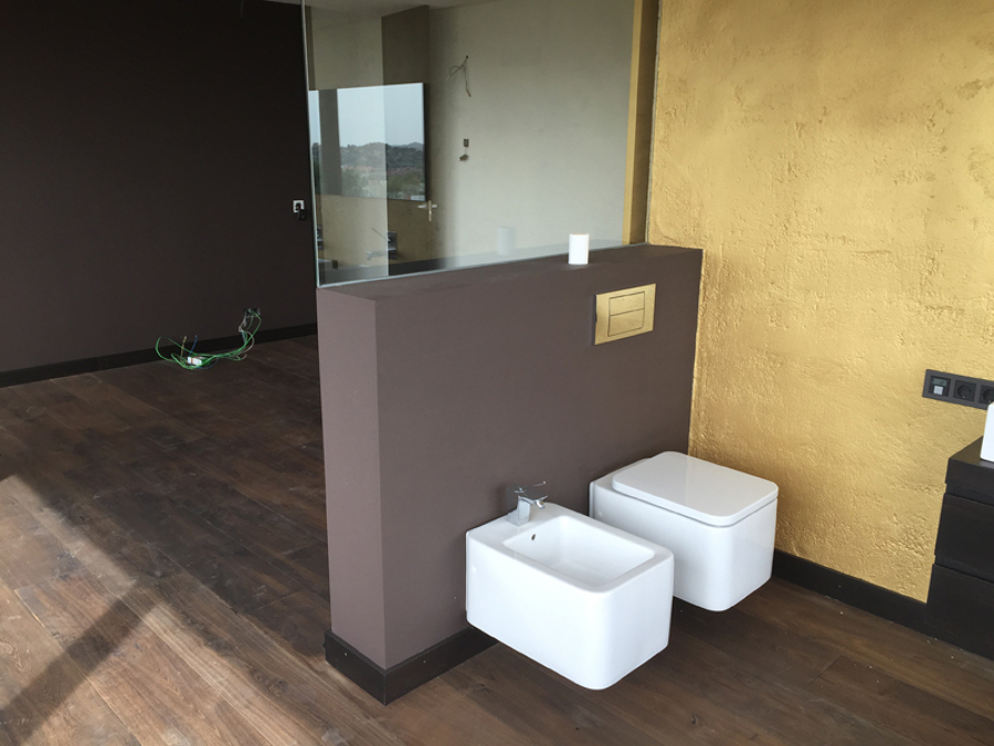 Baño nueva construcción.