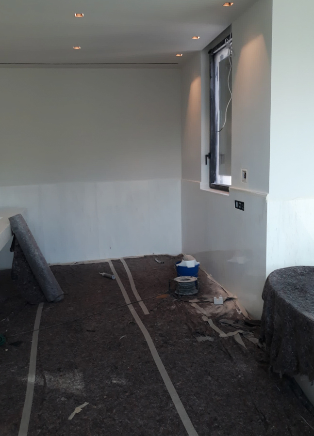 Ejecución de yeso en pared en Son Vida