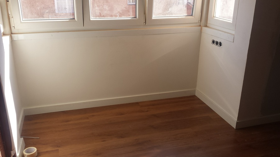 Ampliación de habitación mediante la incorporación de la terraza.