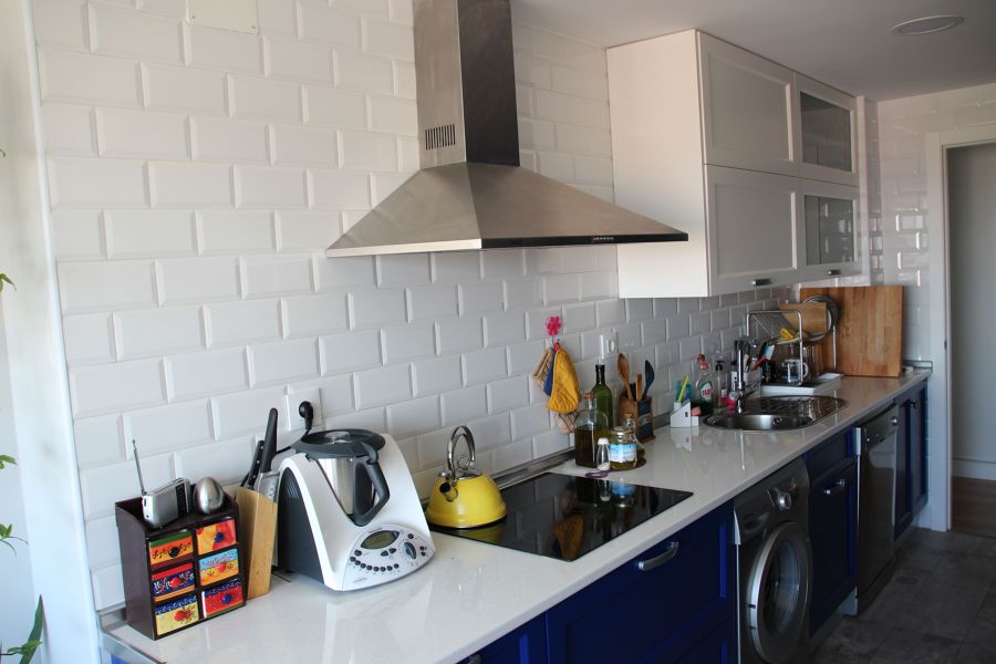 COCINA AZULEJO METRO