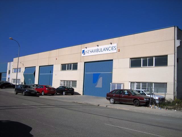 3 Naves Industriales