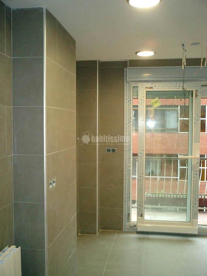 Reformas Viviendas, Construcciones Reformas, Tiendas