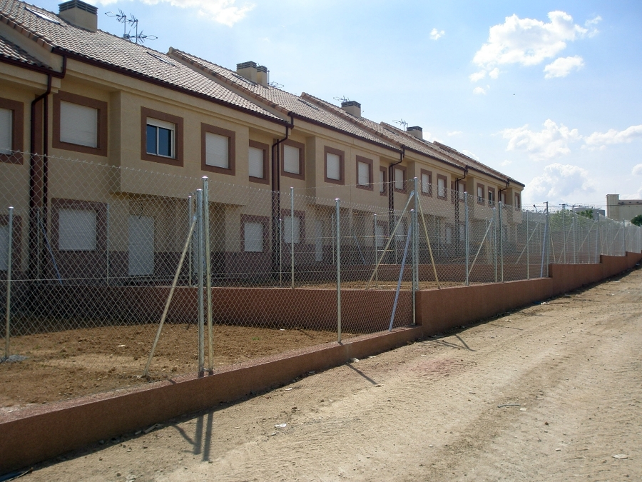 32 VIVIENDAS EN CAMARENILLA (TOLEDO)