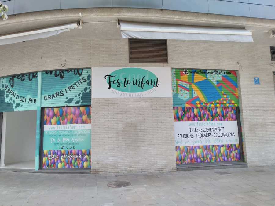 Impresión y colocación de vinilo.