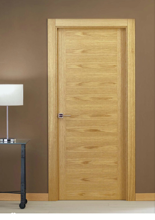Puerta lisa madera.