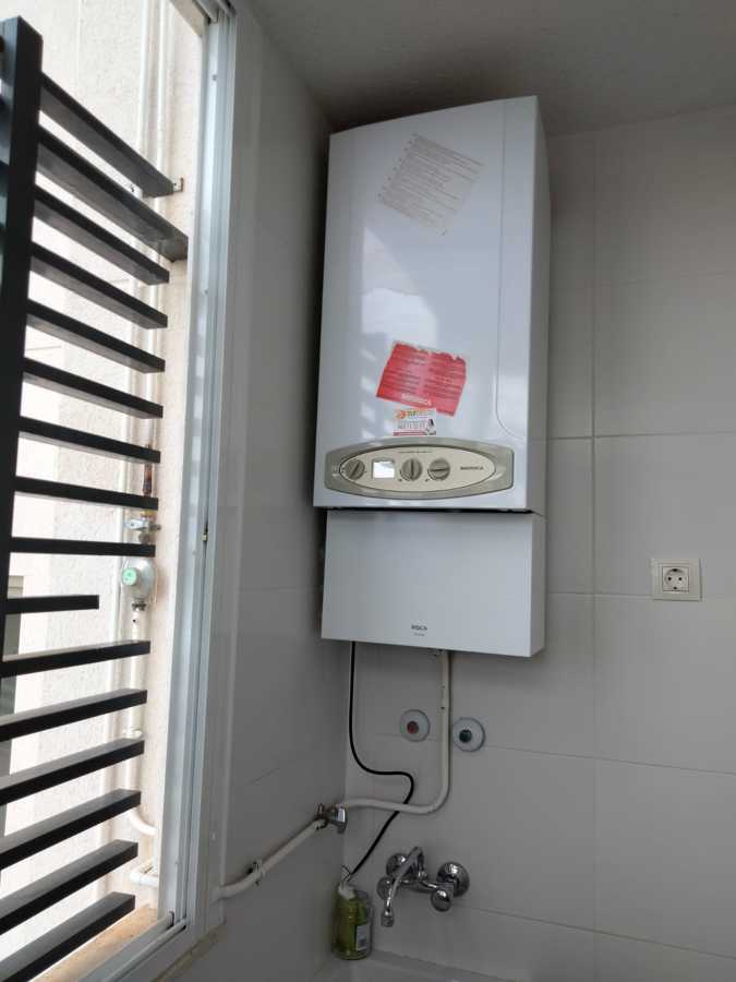 Caldera con Kit Solar