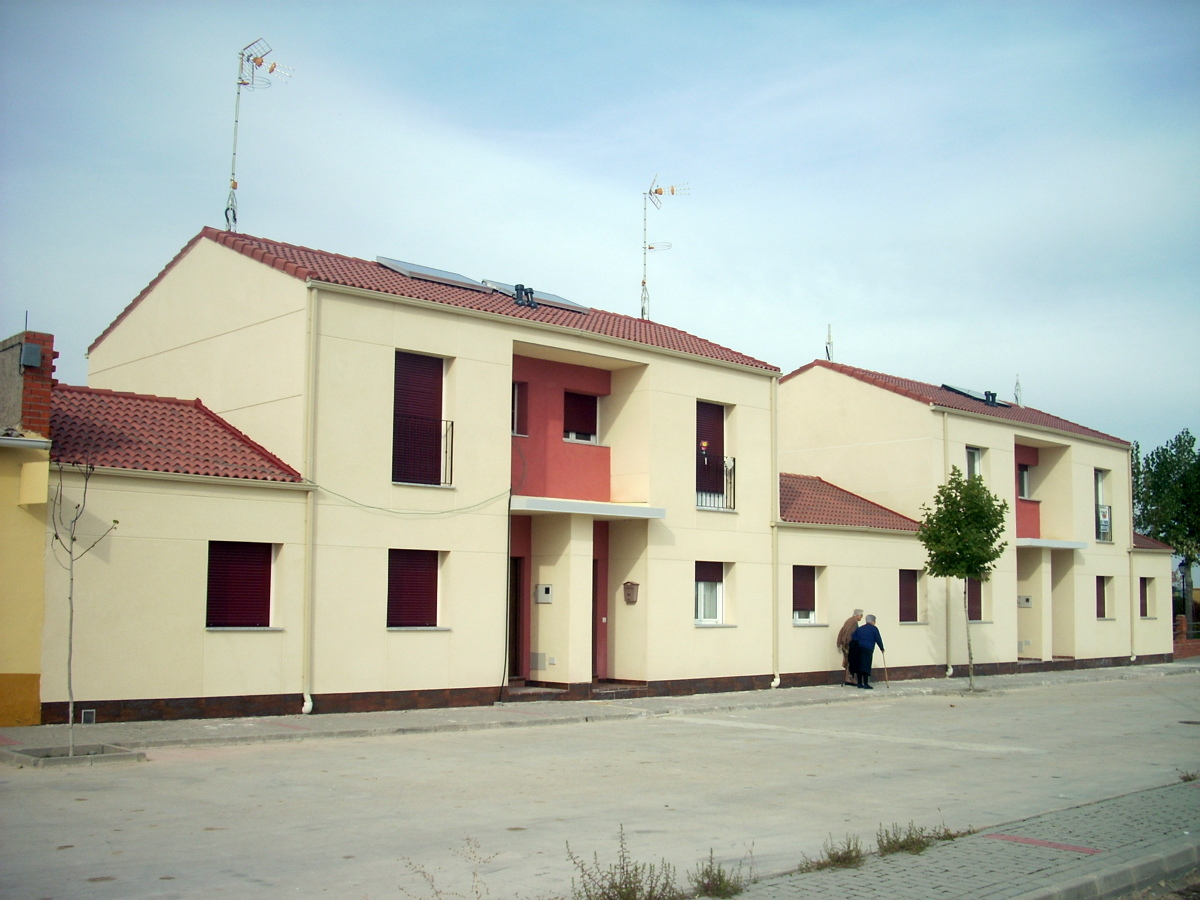 4 VIV.UNIFAMILIARES ADOSADAS. ALDEASECA. AVILA