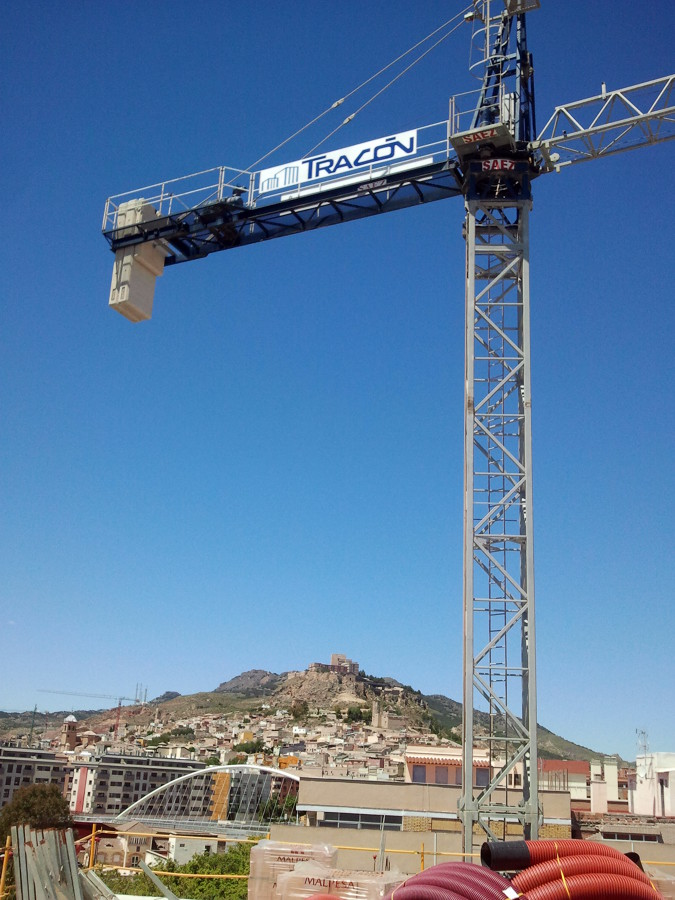 40 Viviendas y Garajes Sótanos - Lorca