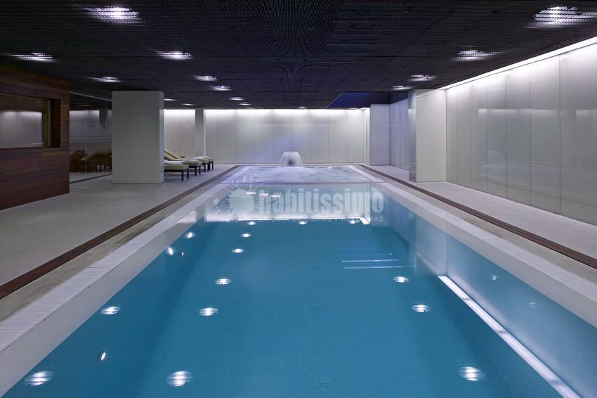 Construcción Casas, Constructores