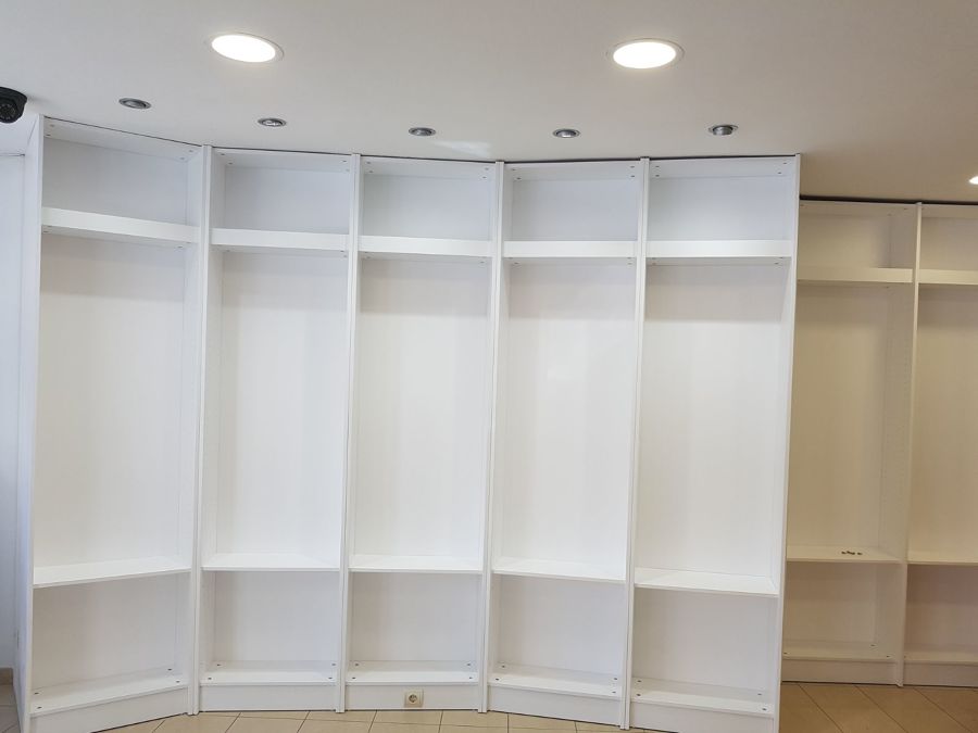 Armario en blanco