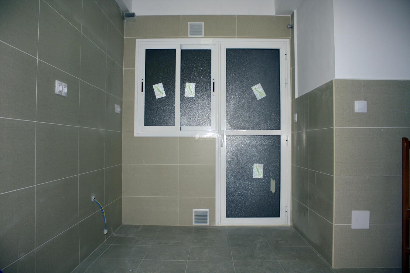 Reformas Viviendas, Parquetistas, Materiales Fontanería