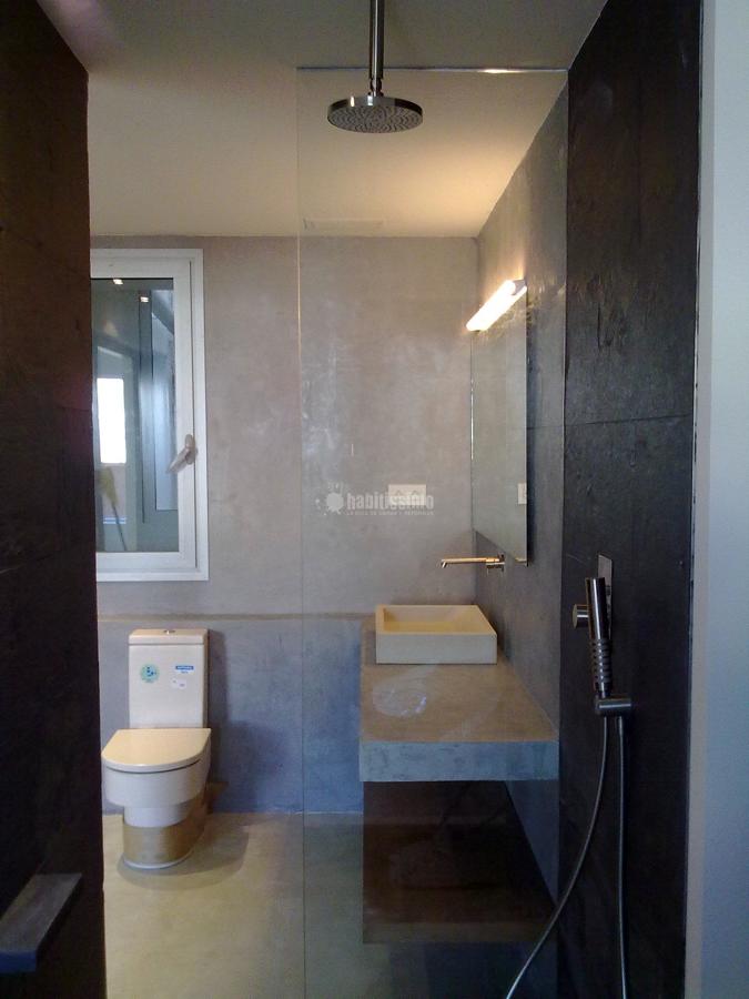 Reformas Viviendas, Construcciones Reformas, Microcemento