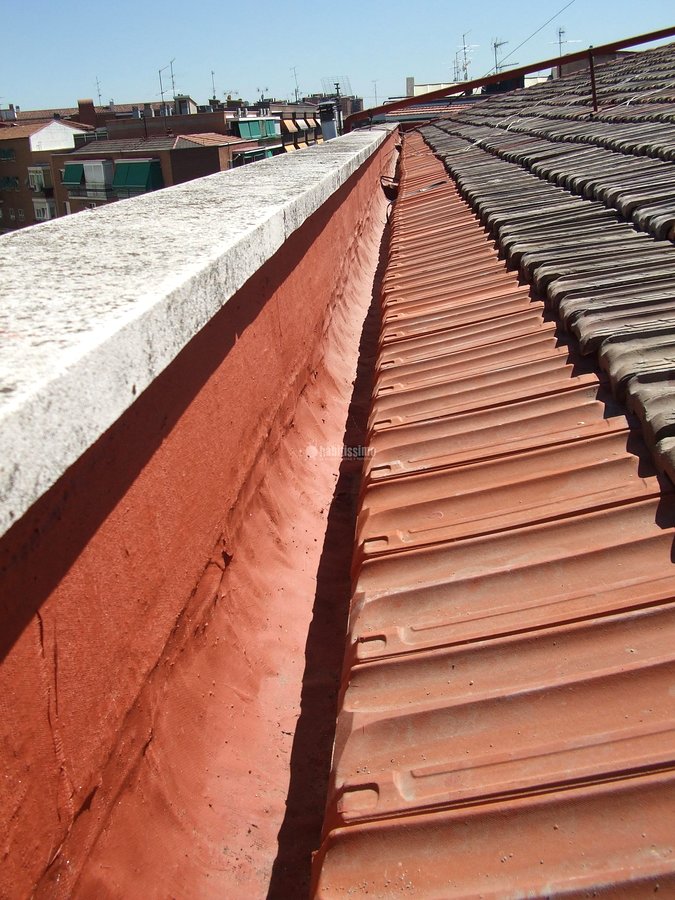 reforma de Canalones, Fachadas y Patios en C/ Sierra Carbonera 70