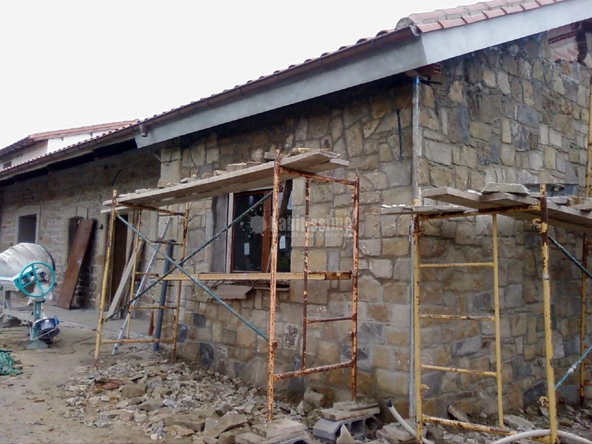 Reformas Viviendas, Chalets, Construcciones Reformas
