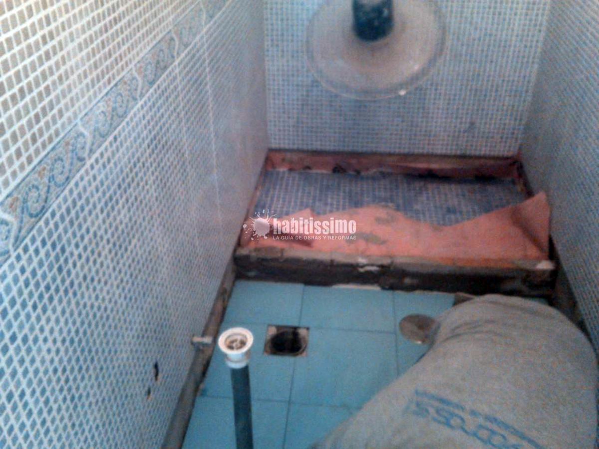 Construcción Casas, Aceras, Fontanería