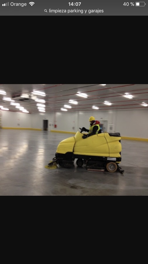 LIMPIEZA DE GARAJES Y PARKING