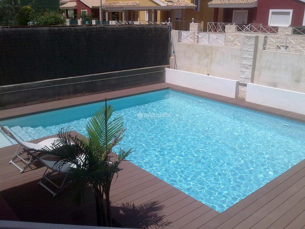 Piscina privada en Los olivos