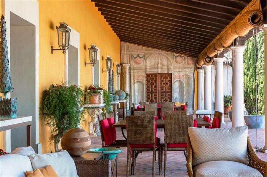 HACIENDA LA PAZ ( LOS ÁNGELES. CALIFORNIA. EE.UU.) 