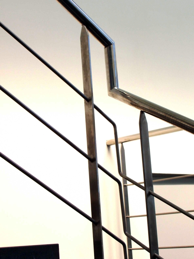 5- Detalle barandilla interior acero inoxidable