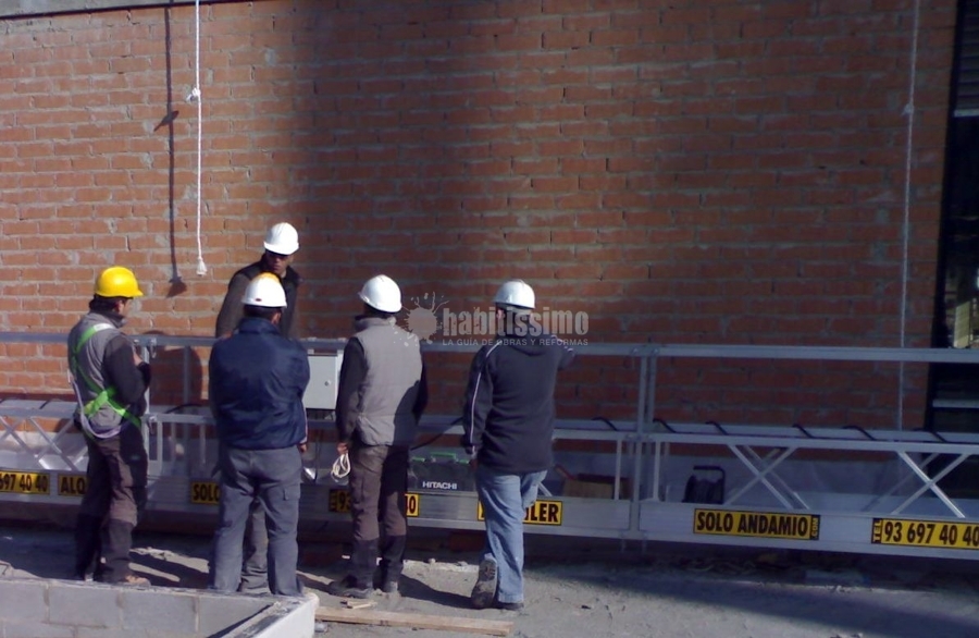 Rehabilitación Fachadas, Andamios, Andamio Colgante Eléctrico