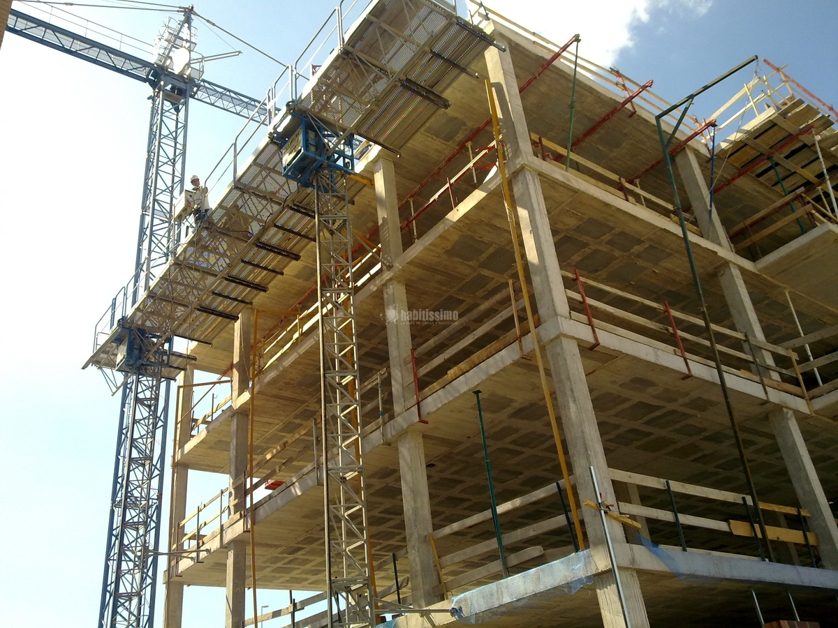 Rehabilitación Fachadas, Andamios Eléctricos, Construcciones Reformas