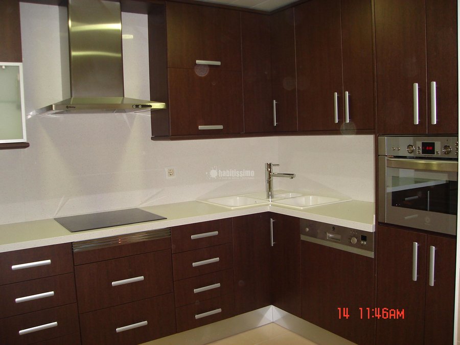 Albañiles, Electricistas, Fontaneros