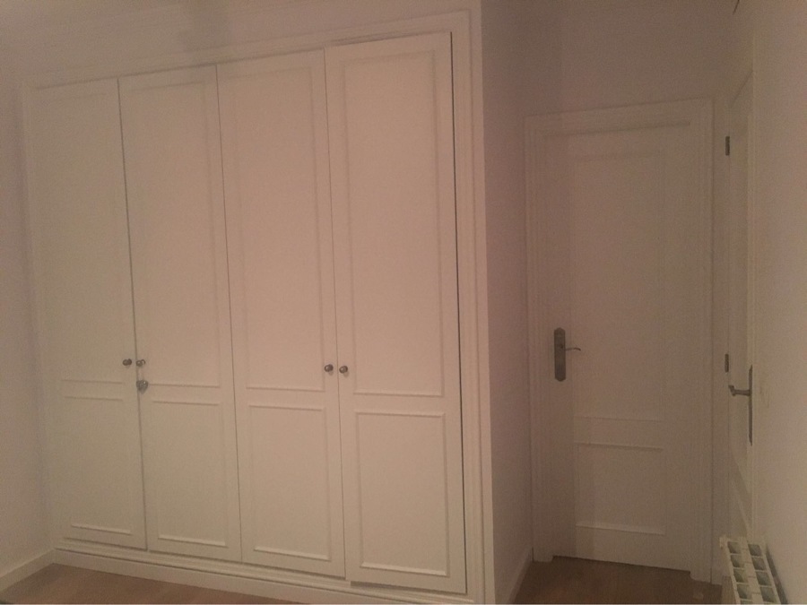 Lacado de marcos y tapetas insitu