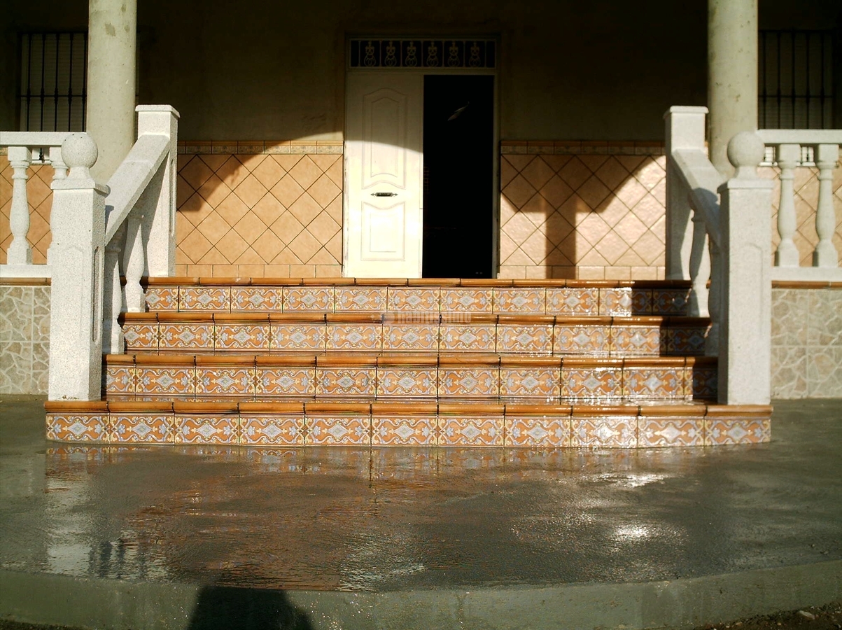 Reformas Viviendas, Alicatados, Construcciones Reformas