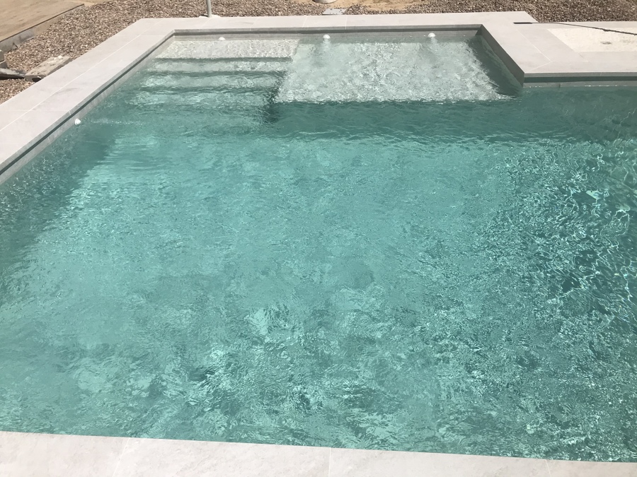 Escalera y zona playa