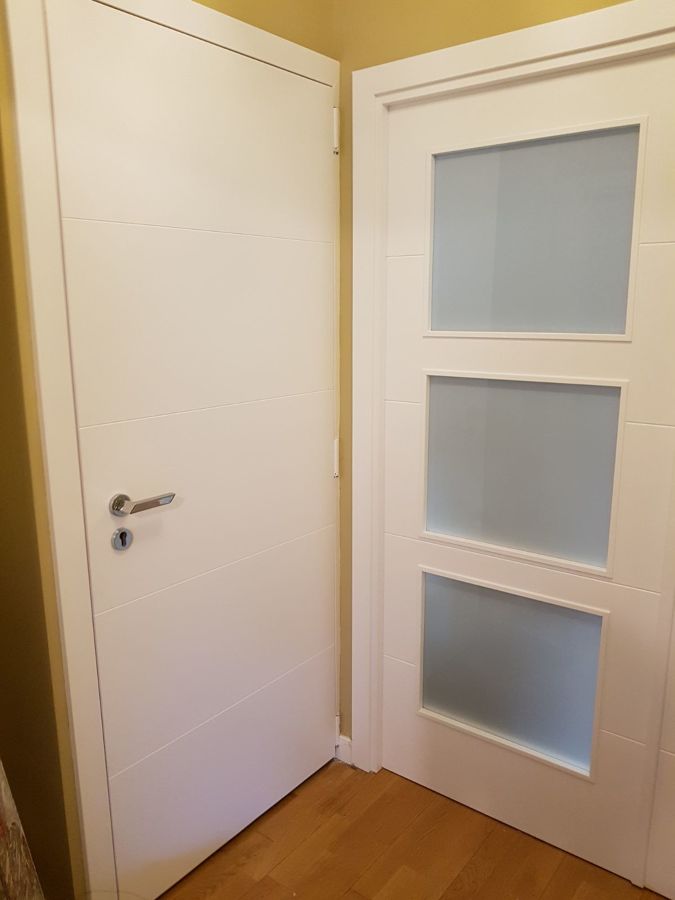 Puertas en blanco