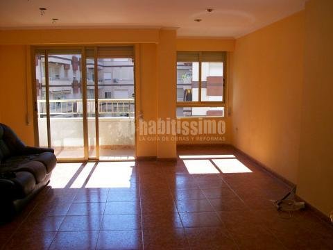 Reformas Viviendas, Construcciones Reformas, Alicatados